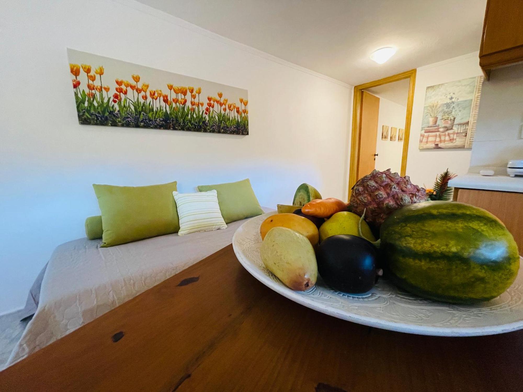 Erotospilia Near The Athens Airport * Porto Rafti